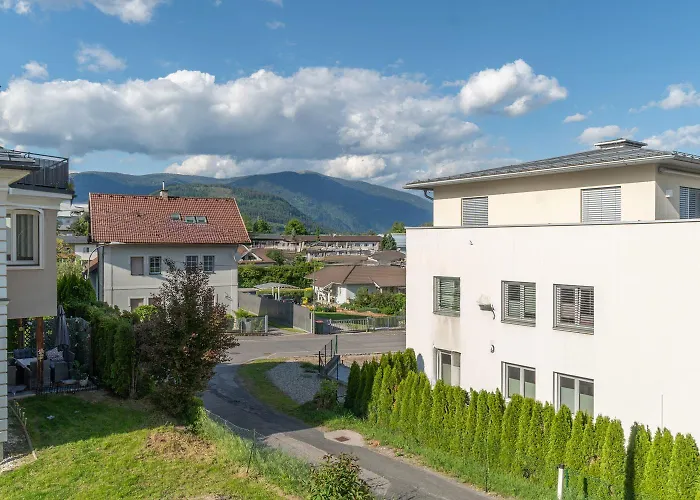 Panorama アパート フィラハ